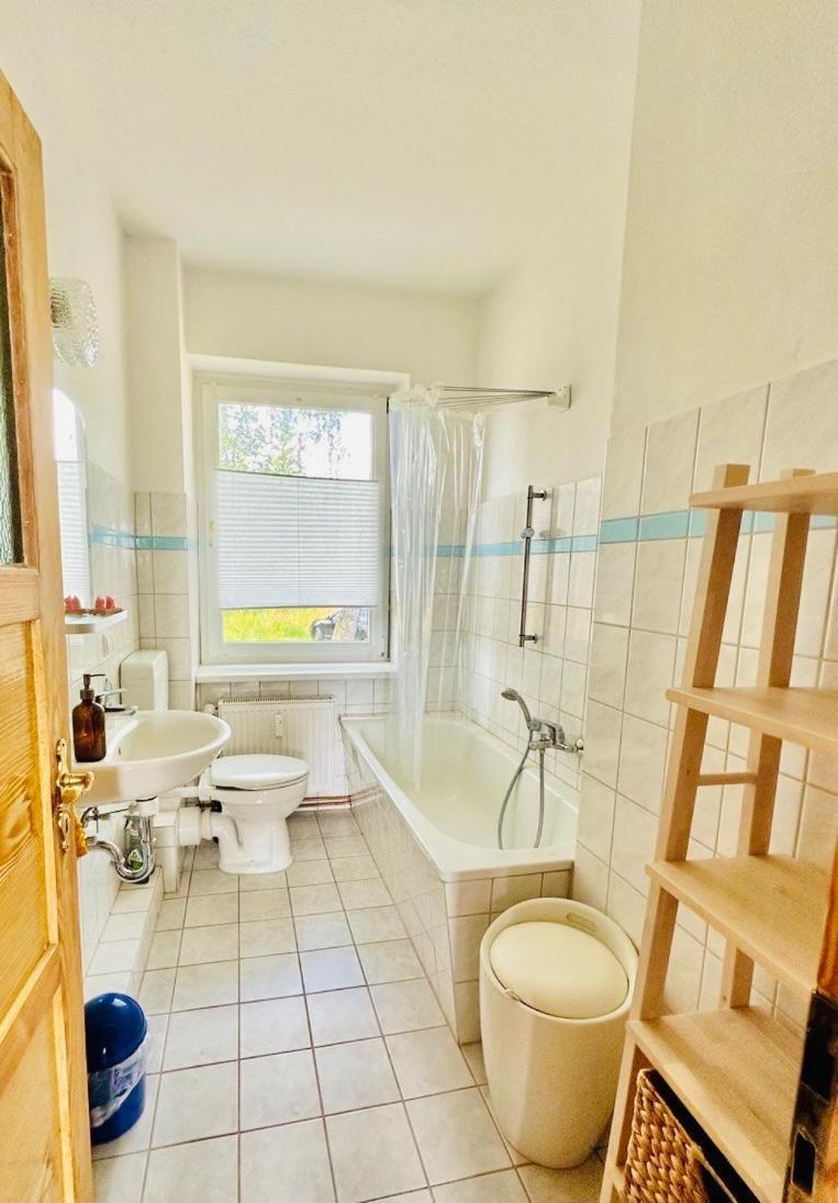 "Mts-Haus Zettemin" - 2 Familienfreundliche Ferienwohnungen In Mecklenburg Екстериор снимка